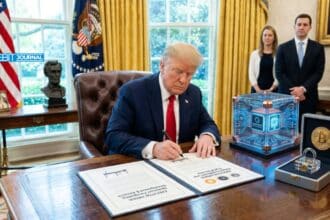 Trump Signs Dual Executive Orders as Quantum Computing and Bitcoin Security Return to Spotlight