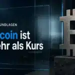 Bitcoin-Skulptur aus Stahl auf einem dunklen Steinsockel in einer Finanzbibliothek