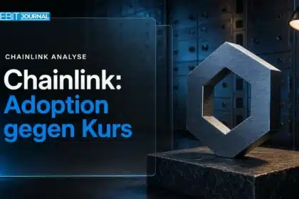 Lohnt sich Chainlink 2026: Metallskulptur des Chainlink-Logos in einem Banktresor